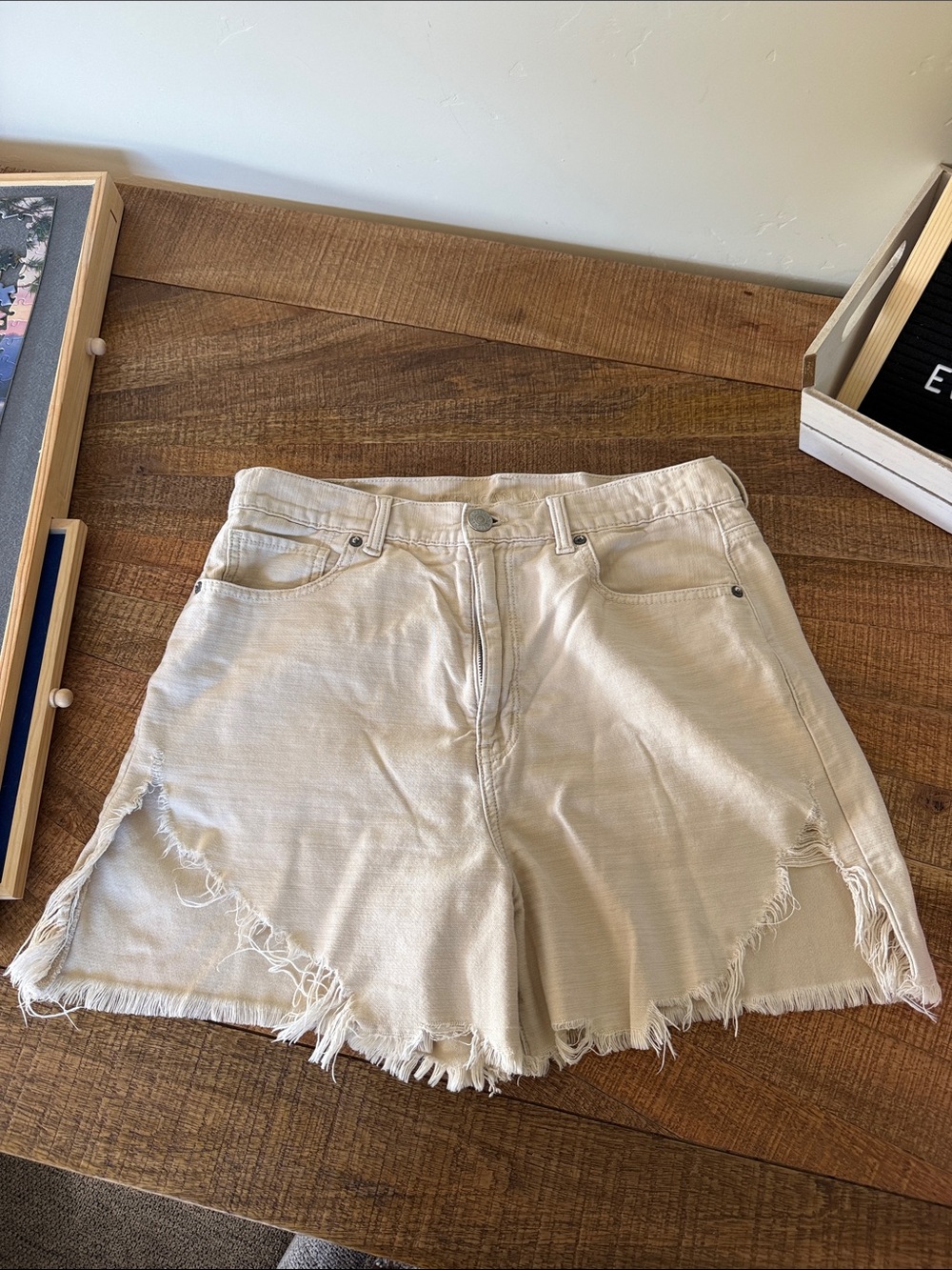American Eagle Outfitters Off-White Frayed Hem Denim Shorts